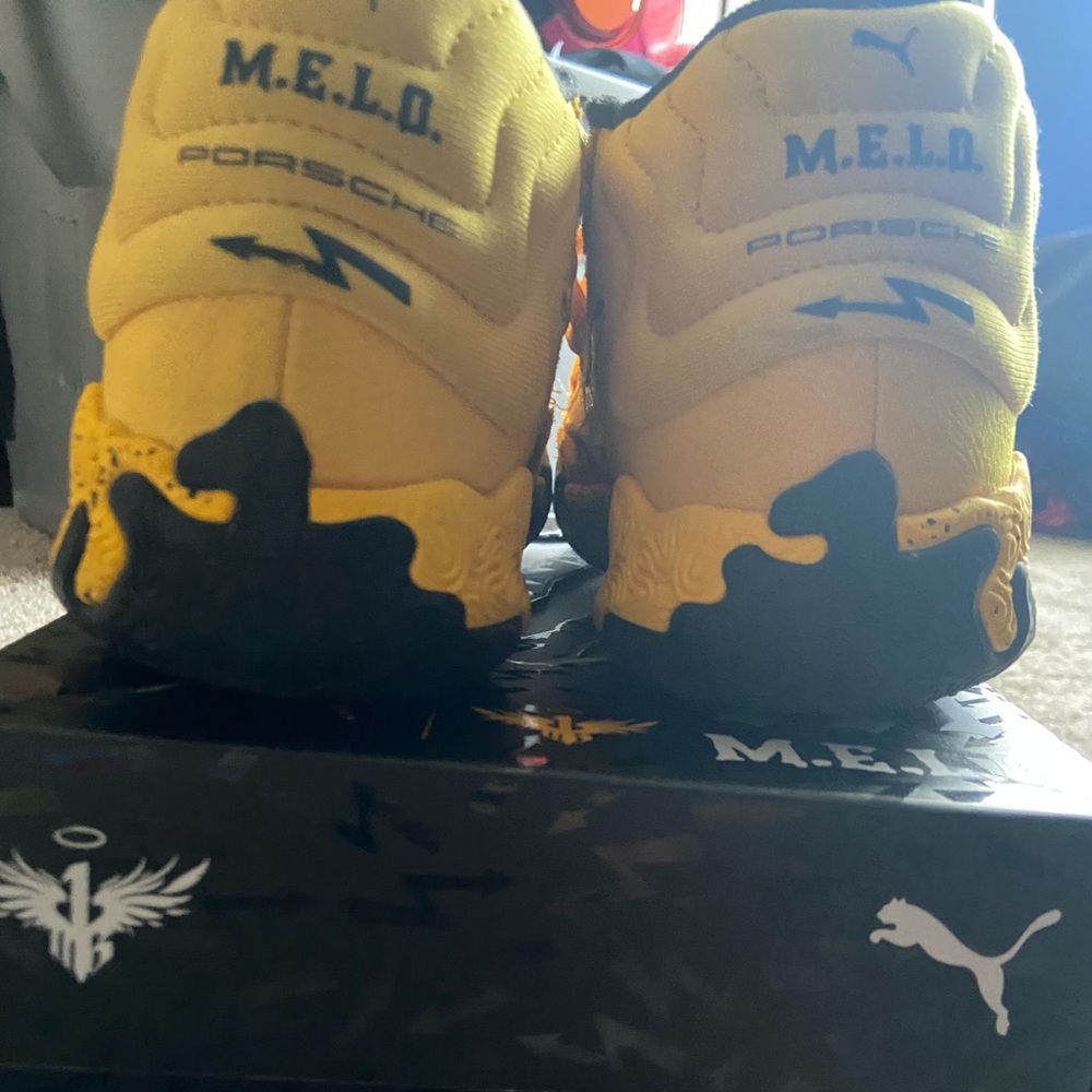 Melo’s porsche